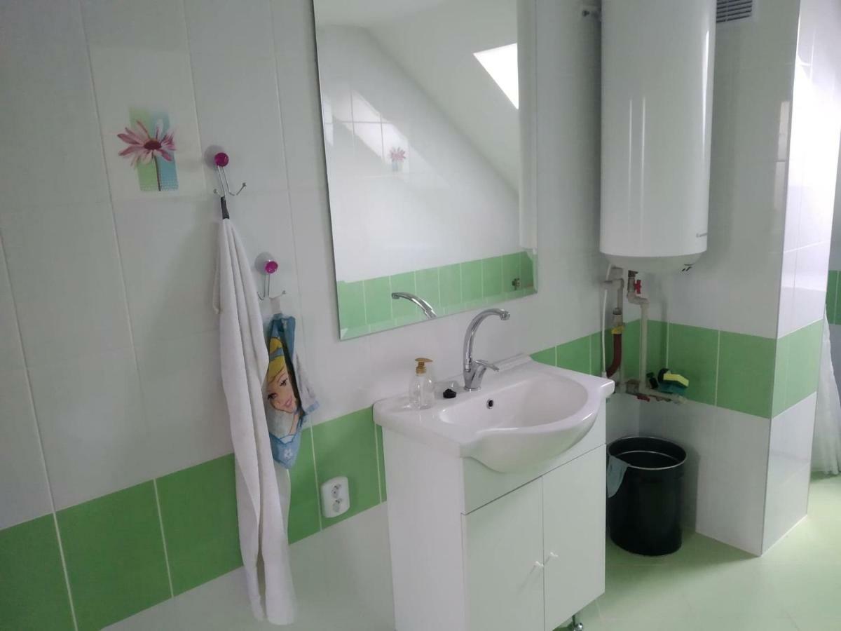 Apartman Gabika Na Zahori Apartment Malacky Exterior foto