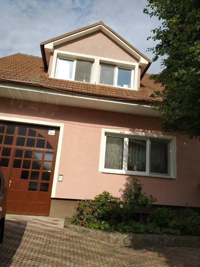 Apartman Gabika Na Zahori Apartment Malacky Exterior foto